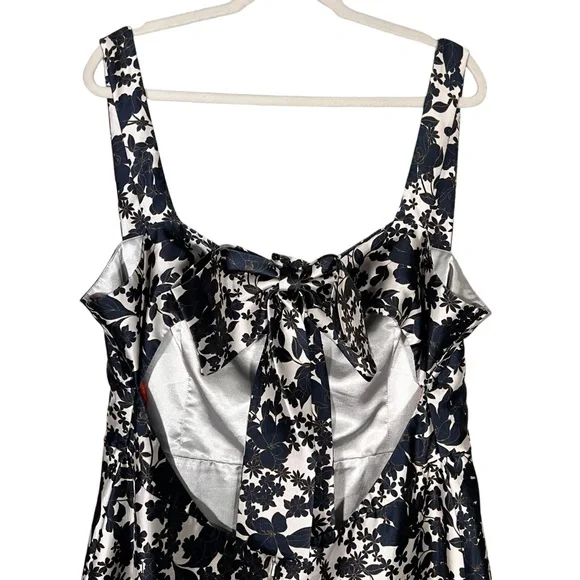 ML Monique Lhuillier Back Bow Gown Navy White Womens Size 22 W - Picture 10 of 15